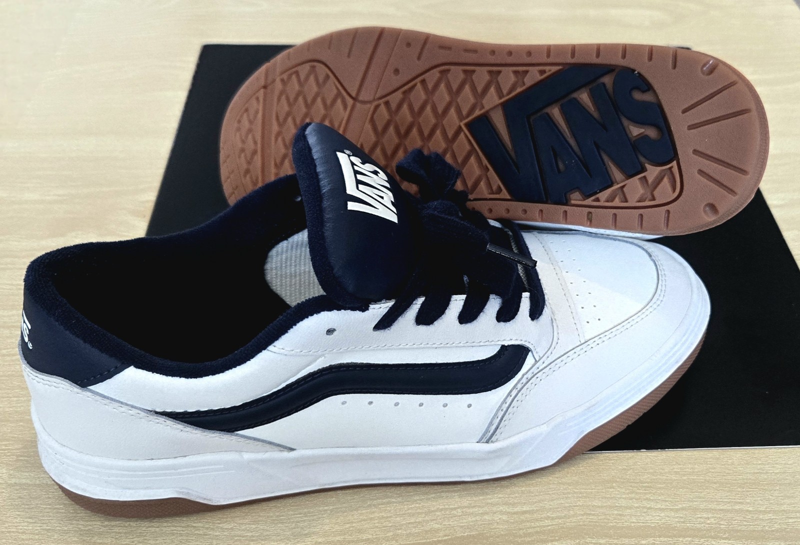 Vans Hylane - Skate Shoes - Mens size 12 