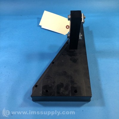 Right Angle Triangle Mounting Block 6874