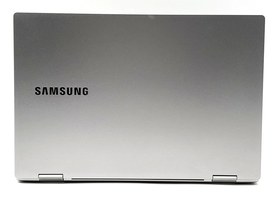 Samsung Notebook 9 Pro 2-in-1 Laptop - 13.3" - i7-8565U – 8GB RAM – 256GB SSD - Image 4 of 4