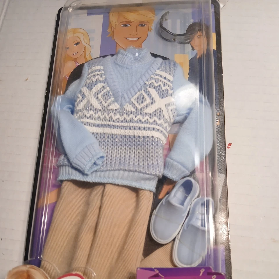 全新 Fashionista Ken 2009 浅蓝色、白色和卡其色 裤子和眼镜 美泰 — 第 3/4 张图片