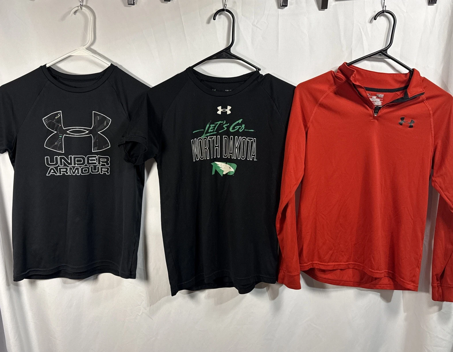 Boys Youth Medium And Large Active Wear Under Armor Tees And Long Sleeve