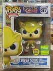 Funko Pop Games LE GITD Sonic The Hedgehog Super Sonic #877 With Protector