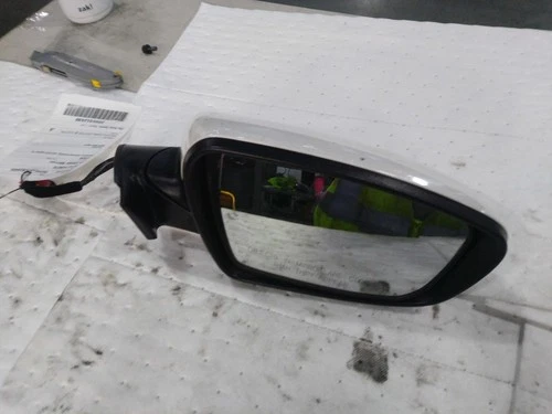 Used Right Door Mirror fits: 2018 Kia Forte Power Hatchback manual folding w/o t