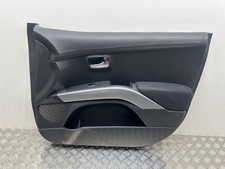 Porte avant et accessoires Mitsubishi OUTLANDER