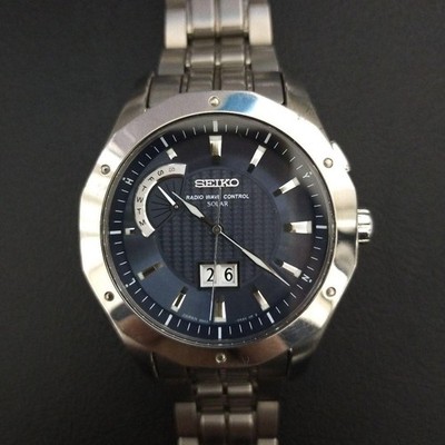 Seiko Brightz 8B43-0AA0 Solar Titanium Big Date Watch