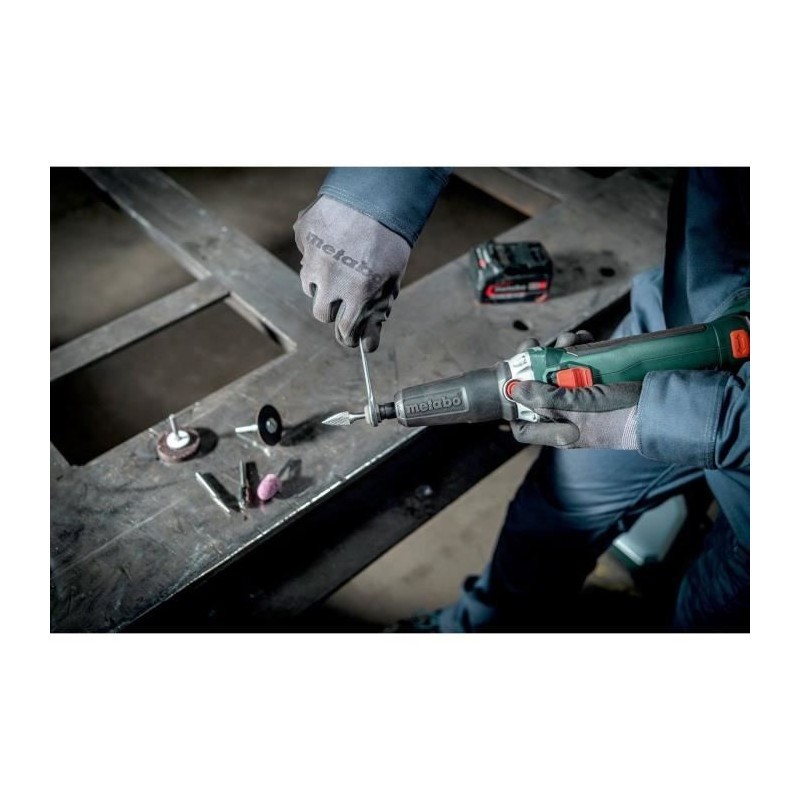 Meuleuse sans fil pour ébarber et rectifier les surfaces en béton sans effort - 2