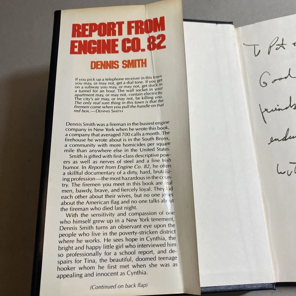 SIGNED & Inscribed by Dennis Smith - Report From Engine Co. 82 / SWE Foto 3 de 4