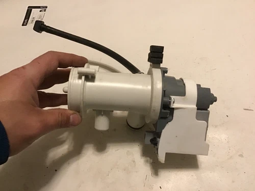 Samsung Washing Machine Drain Pump Assembly, DC96-01700A FREE SHIPPING!!. I36