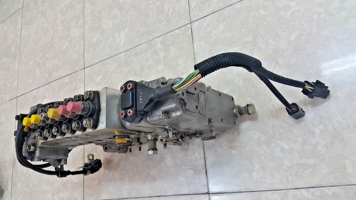 Zexel TICS Fuel Injection Pump 107691-0230 for Nissan UD Trucks