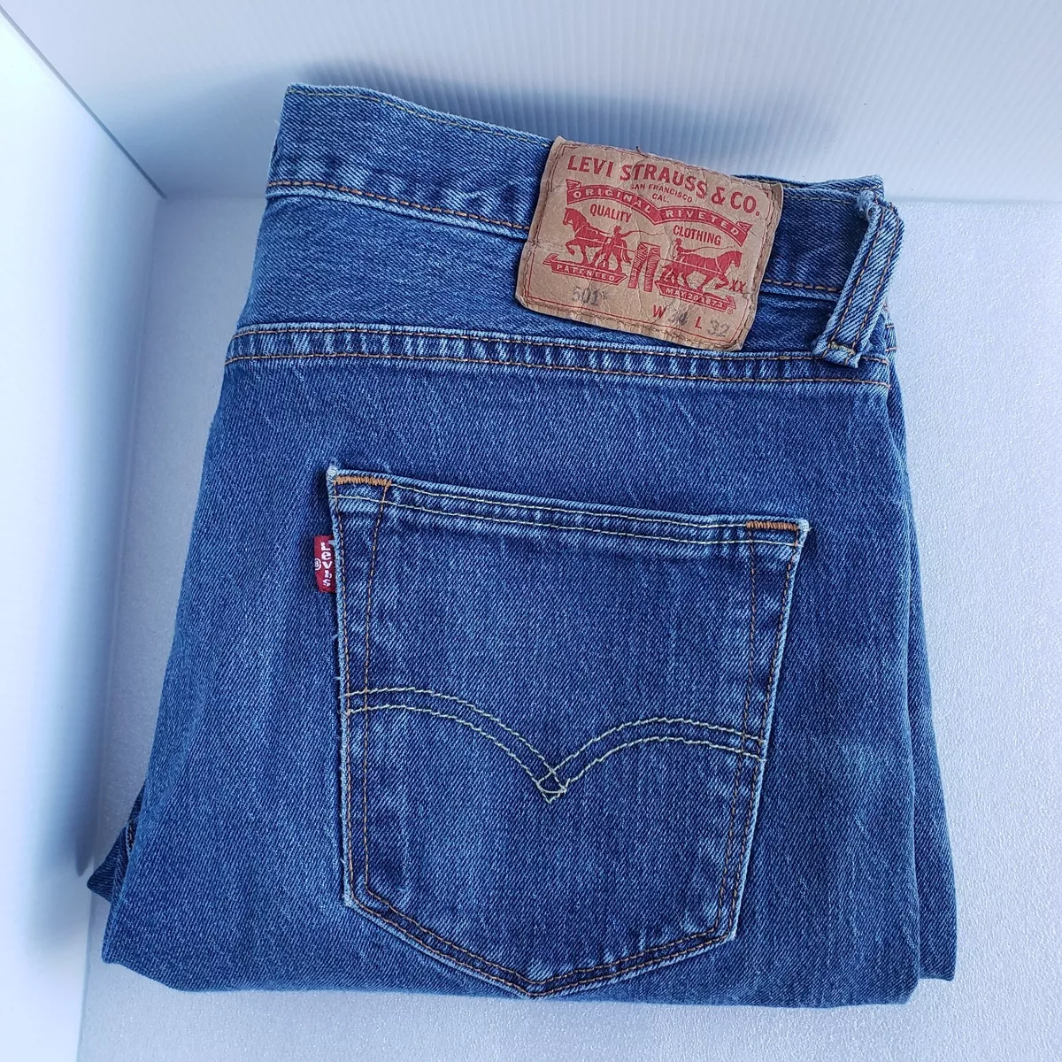 Levis 501 Mens Jeans 34x32 (34x30) Button Fly Heavy Denim Medium