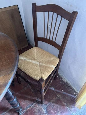 table et chaises salle à manger - Photo 1/4