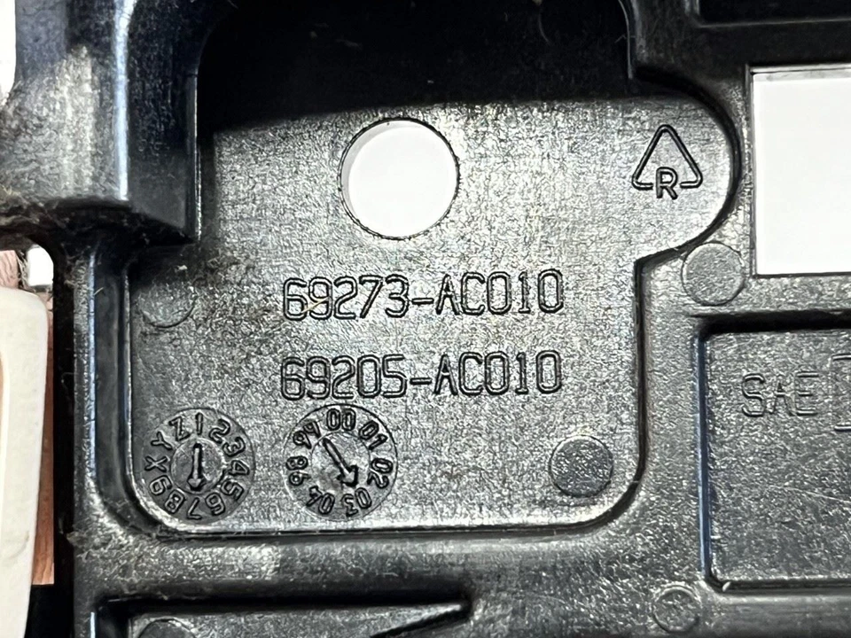 2000 2001 2002 2003 2004 TOYOTA AVALON RIGHT SIDE INTERIOR DOOR HANDLE LA01 - Image 3 of 4