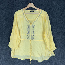 Blusa Avenue Mujer 22/24 Plus Amarilla Floral Bordada Cuello en V Manga 3/4