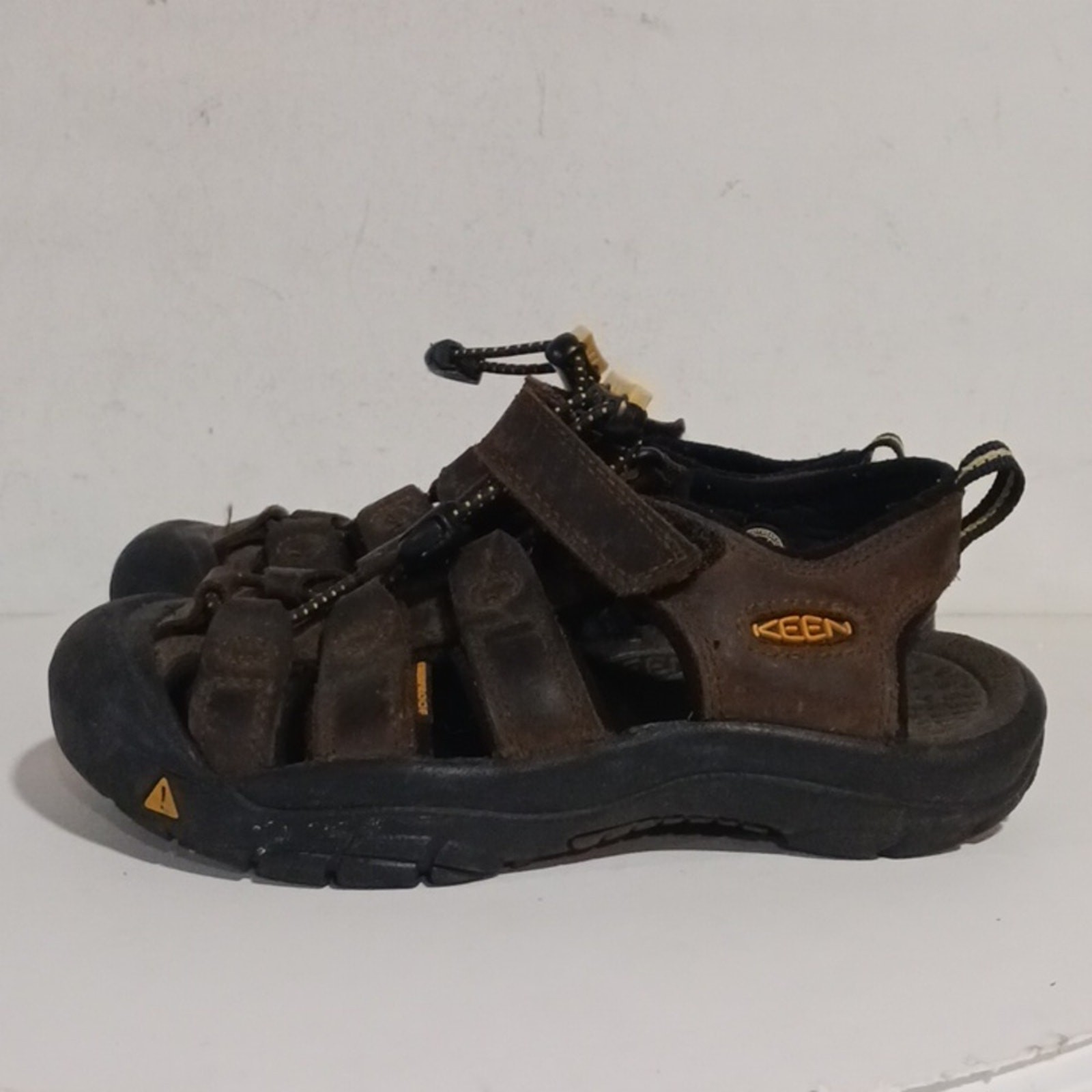 Sandali sportivi Keen Kids Newport H2 in pelle impermeabili taglia 1 escursionismo unisex