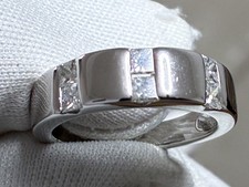 Diamond Ring 18ct 4g
