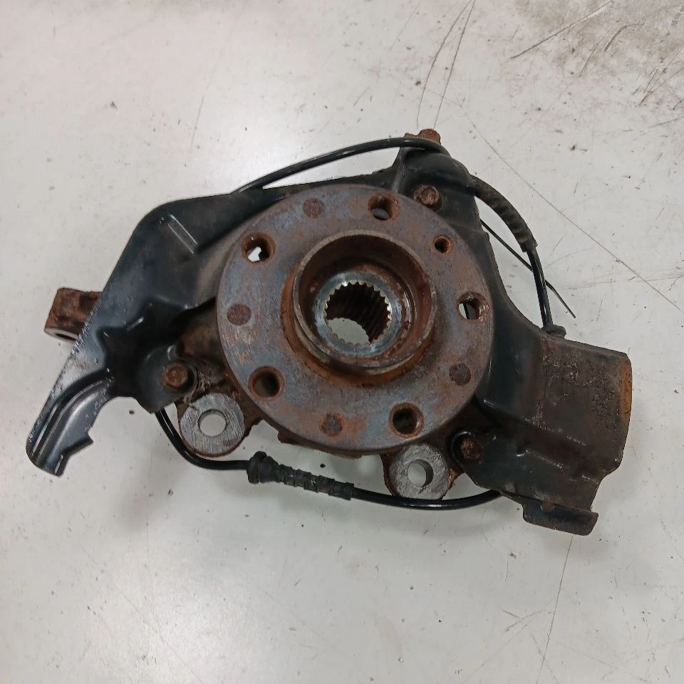 Buje de cojinete de nudillo de husillo delantero izquierdo conductor modelo L para FIAT 500 14-17 Foto 2 de 4