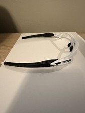 Oakley Flak 2.0 XL Polished White Black Icons...