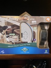 Pet Safe Paws Away Indoor Pet Barrier NIB Pet Control ZND-1200