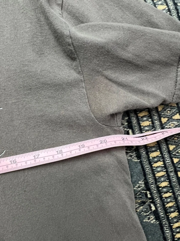 Vtg Marshawn Lynch Beast Quake Graphic Shirt Size L - Image 4 of 4