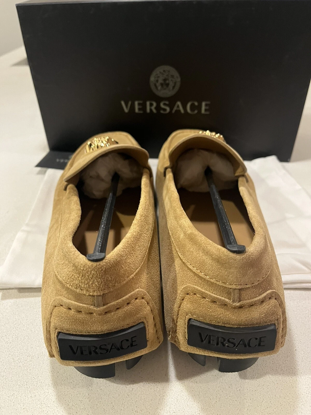 Mocassini guida guida in pelle scamosciata VERSACE da uomo color oro $775 sabbia US 12