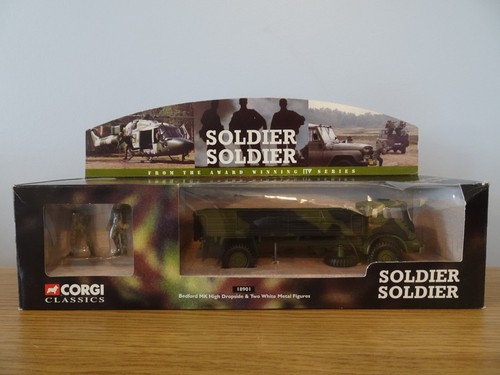 CORGI CLASSICS SOLDIER SOLDIER TV SERIES ARMY BEDFORD MK TRUCK MODEL 18901 1:50 - Picture 2 of 4