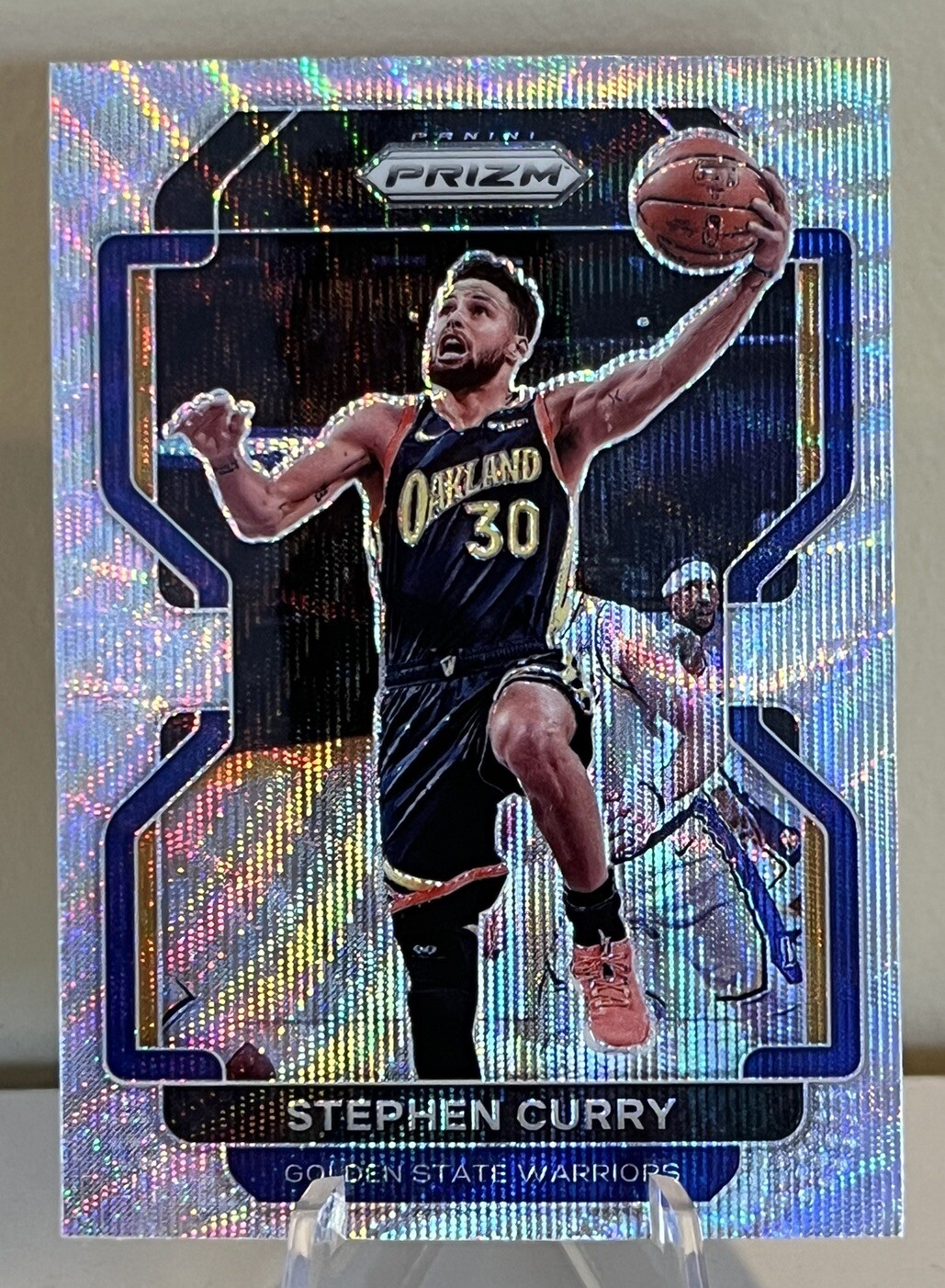 2021-22 Panini Prizm Silver Wave Prizm Stephen Curry #154 Golden State Warriors 