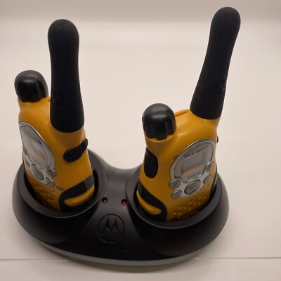 Motorola TALKABOUT T5950-NiCD Two Way Radios, 22 Channels, 5 Mile Range,