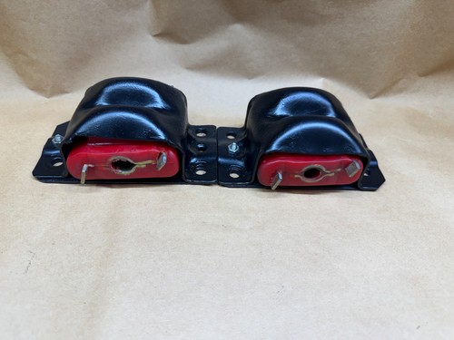 Energy Suspension Red Clam Shell Engine Mount for GM | 3.1116R