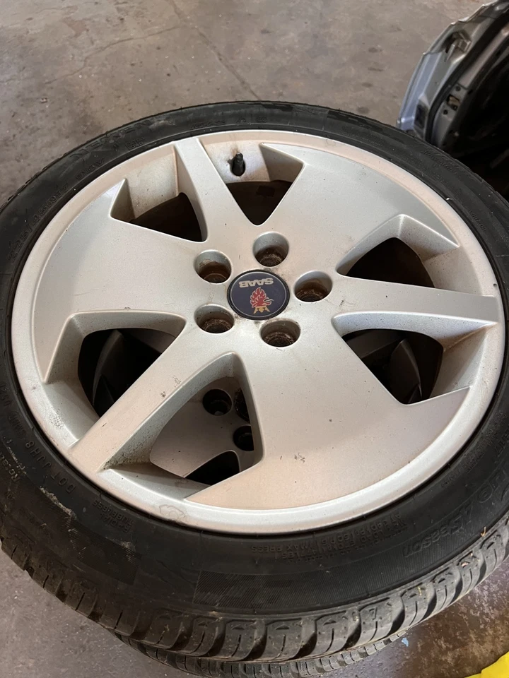Saab Vector Felgen 4 Stück 5392287 / 400131579 Guter Zustand mit Bereifung - Bild 2 von 4