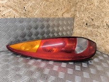 Feu arrière Nissan ALMERA TINO