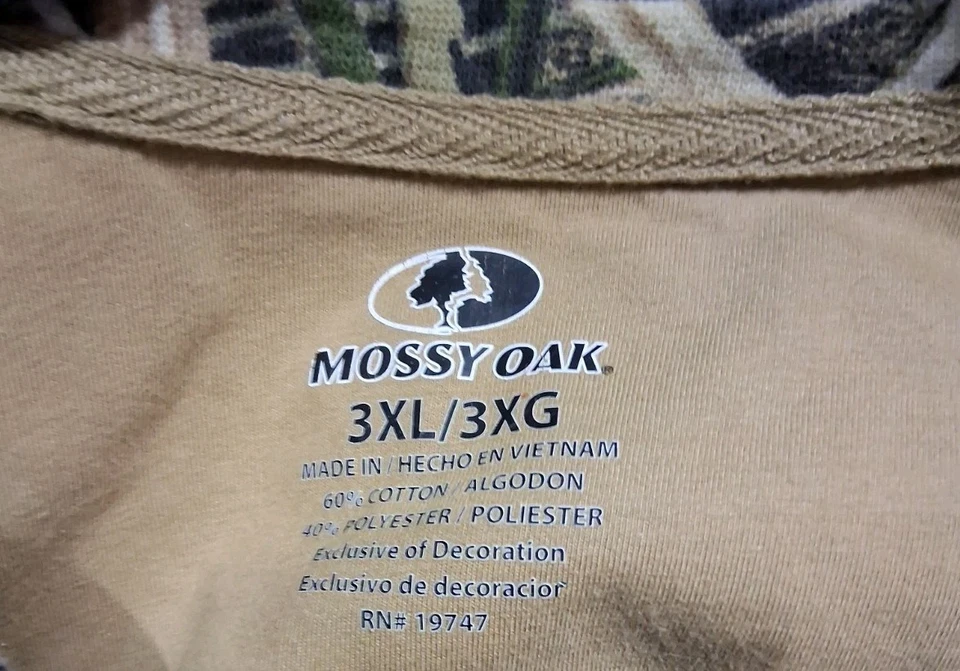 Mossy Oak Men's 3xl Camouflage 60% Cotton Pullover - Image 3 of 3