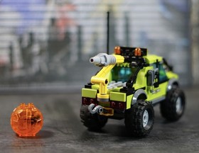 LEGO CITY: Volcano Exploration Truck (60121) With Mini  Figure