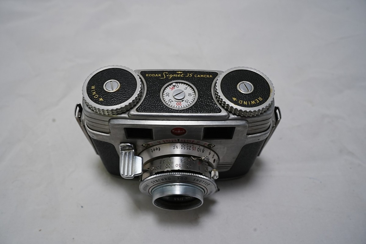 Kodak Signet 35 - Rare Ektar 44mm f/3.5 Lens For Part with Leather