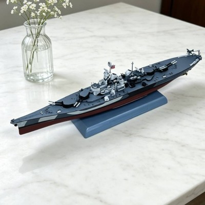 Battleship Schlachtschiffmodell fertig montiert United States