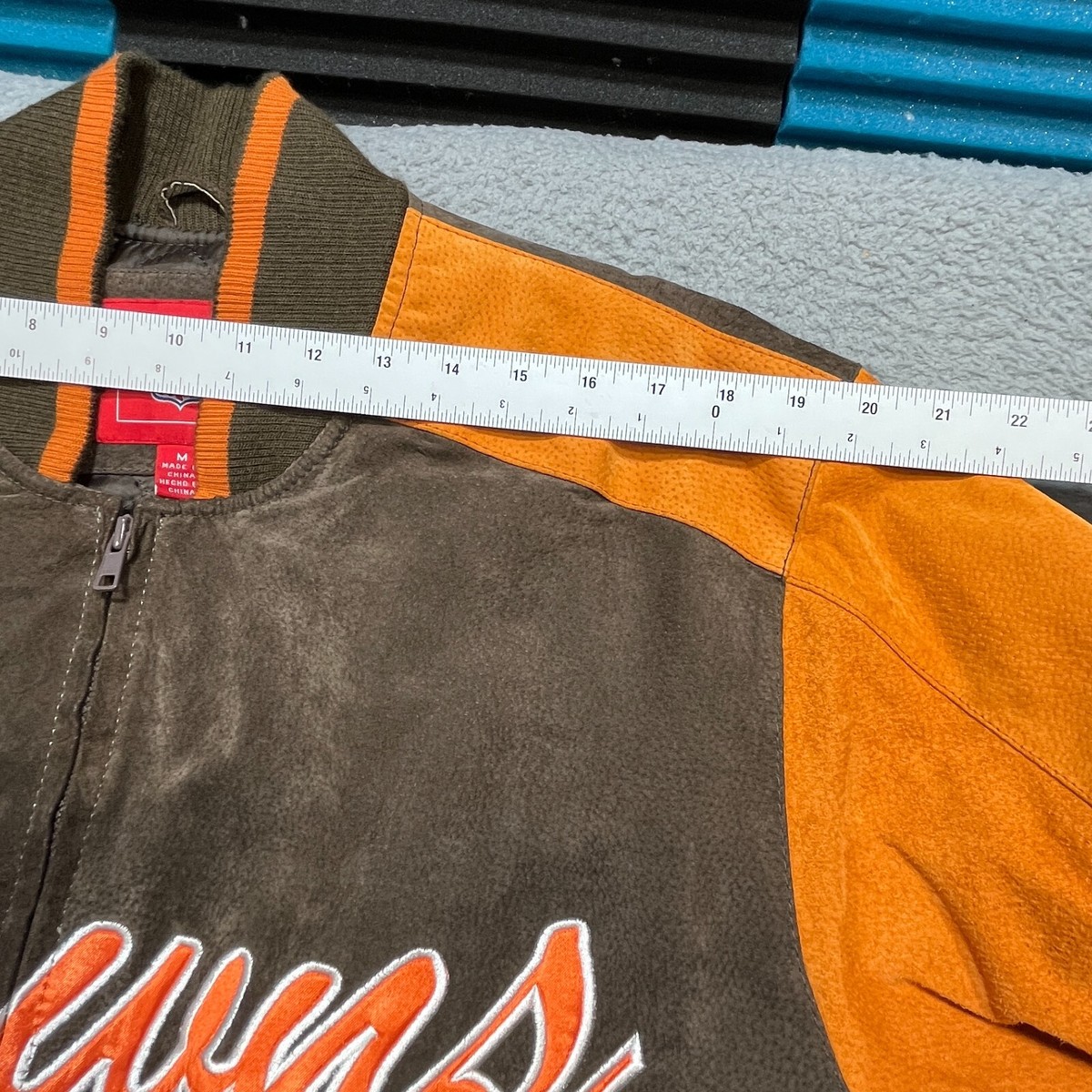 Cleveland Browns Jacket Mens Medium NFL Bomber Suede Quilted Lined
