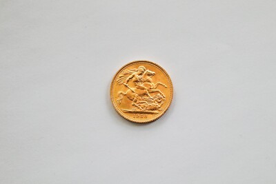 1958 Queen Elizabeth II Sovereign - Rare - Excellent Condition