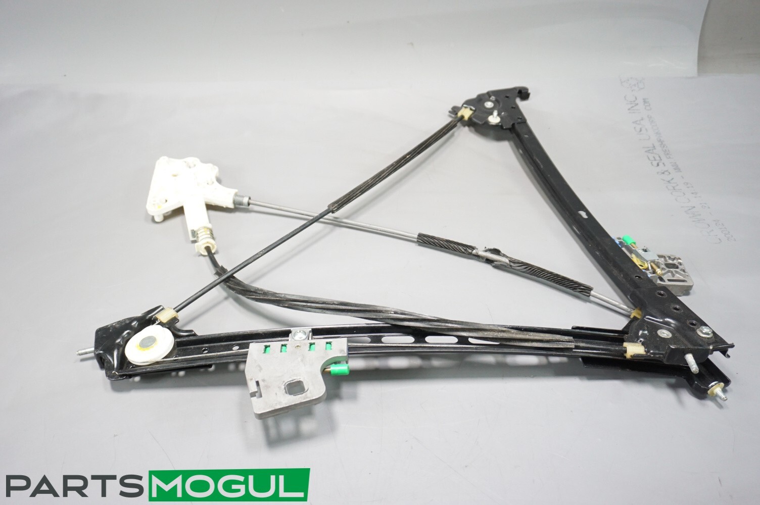 2014-2020 MASERATI GHIBLI FRONT RIGHT SIDE DOOR WINDOW REGULATOR W/ MOTOR OEM