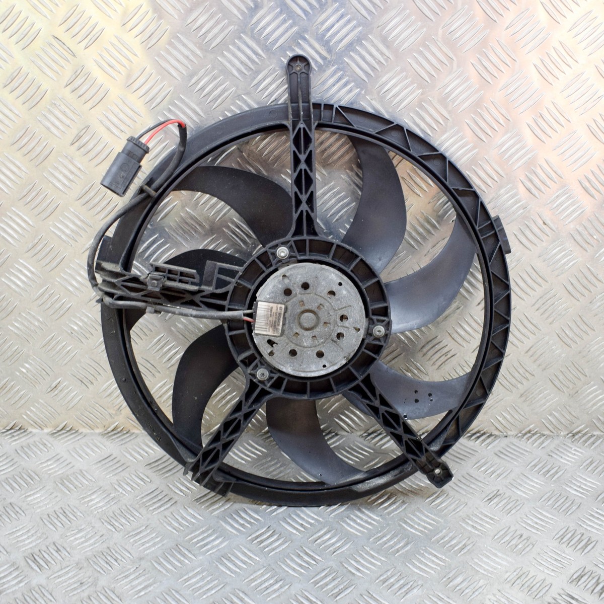 MINI COOPER R56 Cooling Diffuser Fan M5377003 0130303019 1.6 