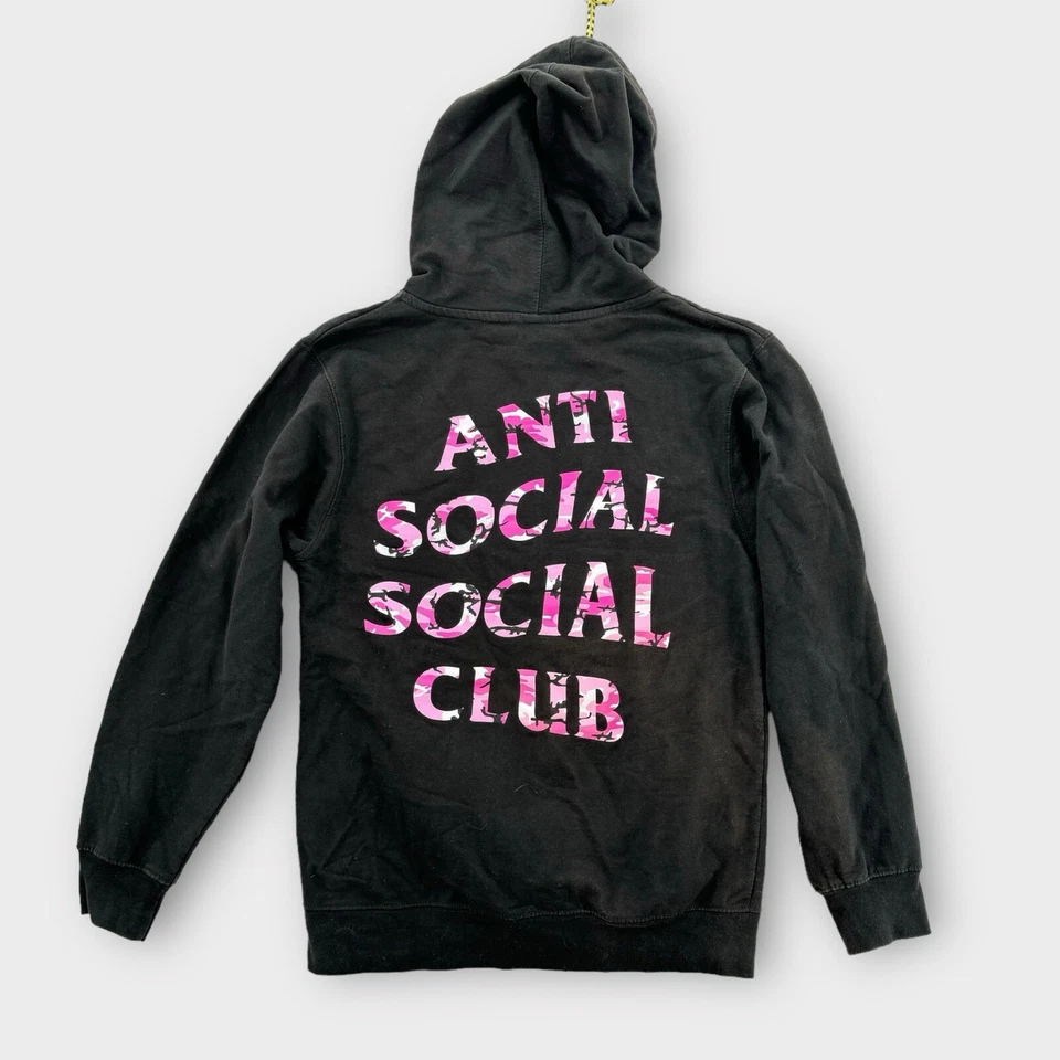 Sudadera con Capucha Anti Social Club Invicto Camuflada Negra Rosa Para Hombre Pequeña Algodón Foto 2 de 4