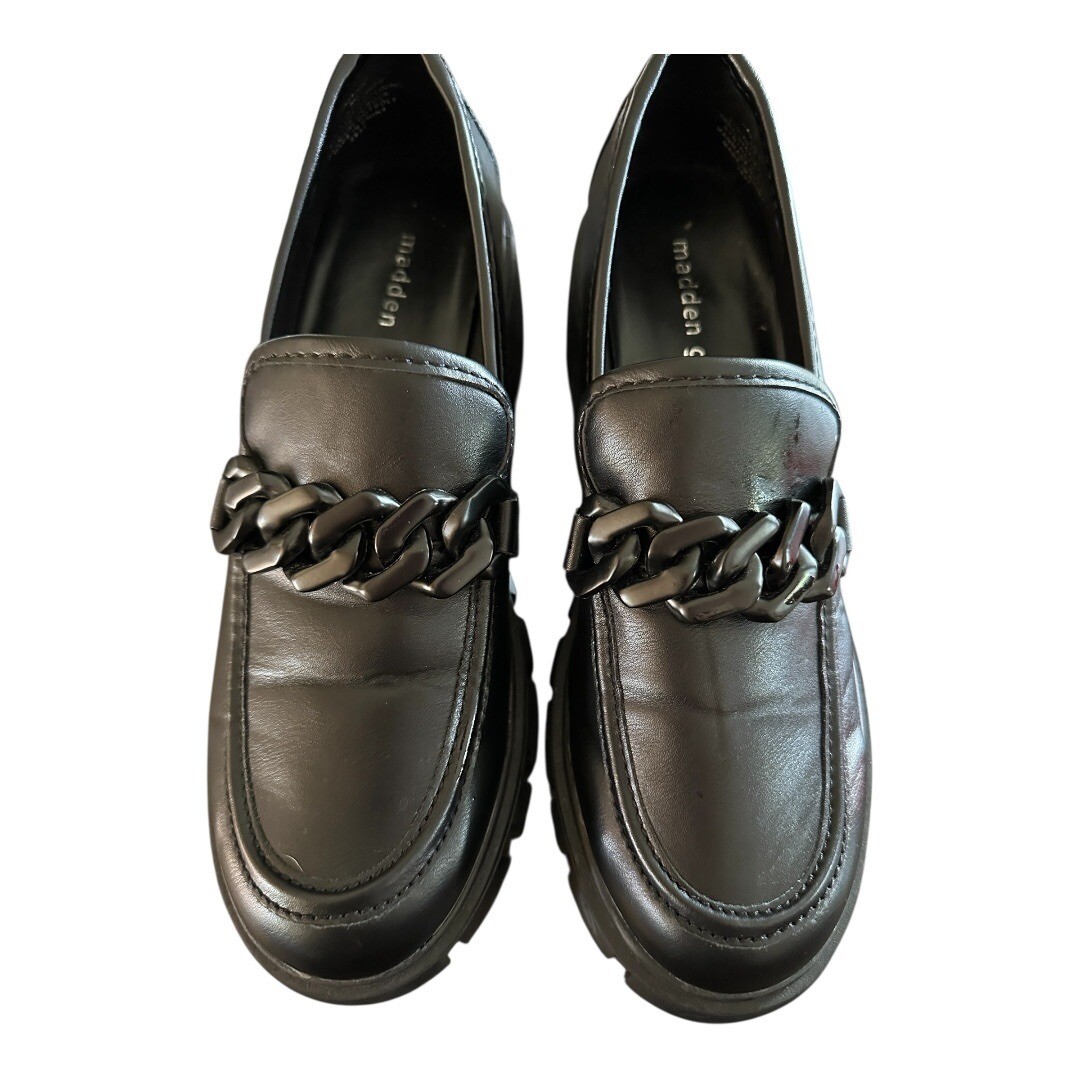 SAOLA Mocassini Madden Girl Hastings plateau catena accento suola a strappo tacco grosso nero 9M