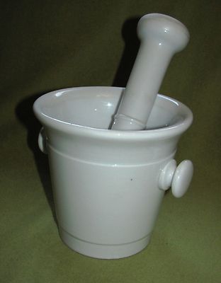 Porzellan Mörser mit Pistill wohl ca. 19. Jhd. | eBay.de