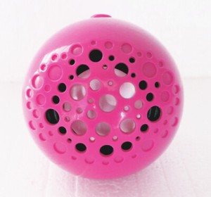 VIBE Portable Bluetooth Beach SPEAKER  Only 3" in diameter HOT PINK