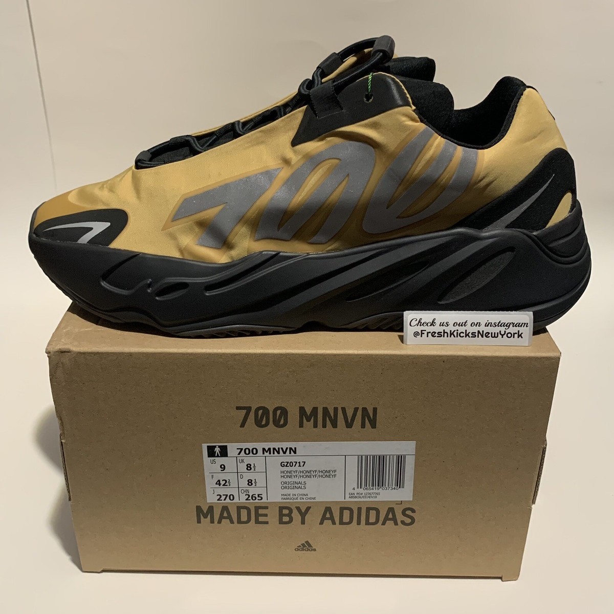 Yeezy YZY 700 MNVN Size 9 Size 9 - Adidas Yeezy Boost 700 MNVN Triple Black for sale  main image 2