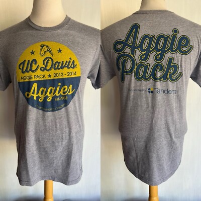 UC DAVIS AGGIES (2013) Official University of California T-Shirt Size Medium