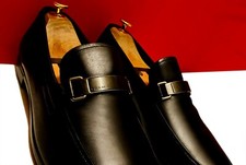 $889.00 !! PRADA LUXURY MEN BLACK LEATHER BITS LOAFERS SHOES MARKED UK SIZE 9