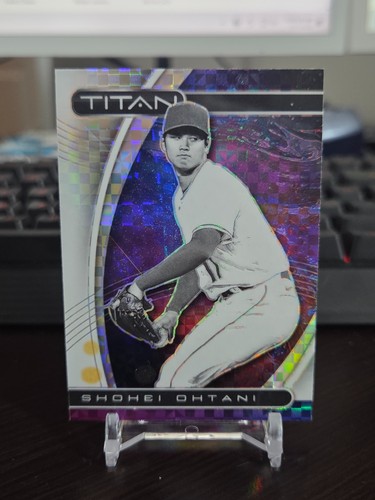 2021 Panini Chronicles Shohei Ohtani Titan Checked Prizm Holo Xfractor #6 MVP