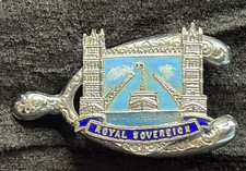 VINTAGE TOWER BRIDGE WITH ?ROYAL SOVERIGN? SILVER TONE WISHBONE PIN BADGE