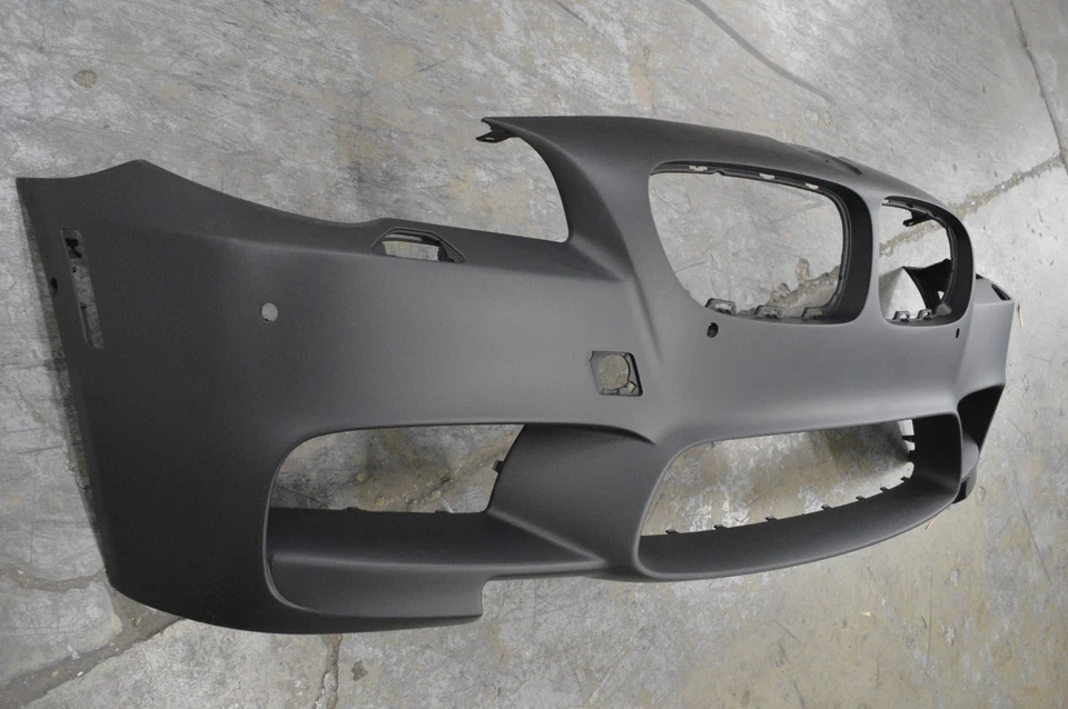 2012 2013 2014 2015 2016 BMW M5 FRONT BUMPER COVER OEM F10 - Image 2 of 4