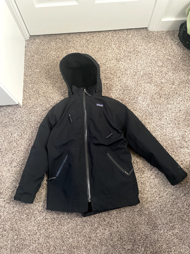 Patagonia Youth Ski jacket, Black, 3-in-1, Waterproof, Windproof.