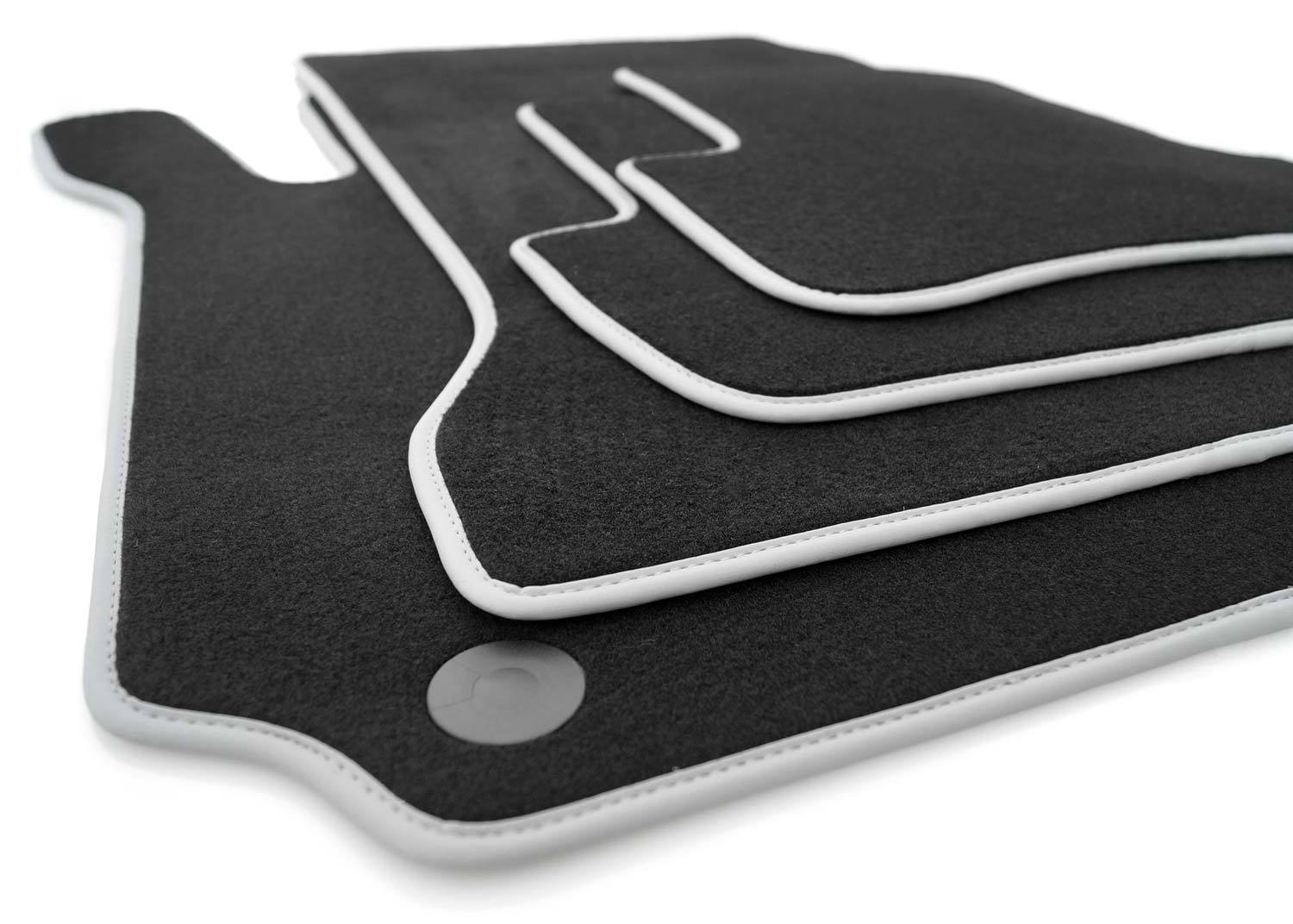 Tapis de sol Mercedes Classe C W203 en velours premium 800g/m²